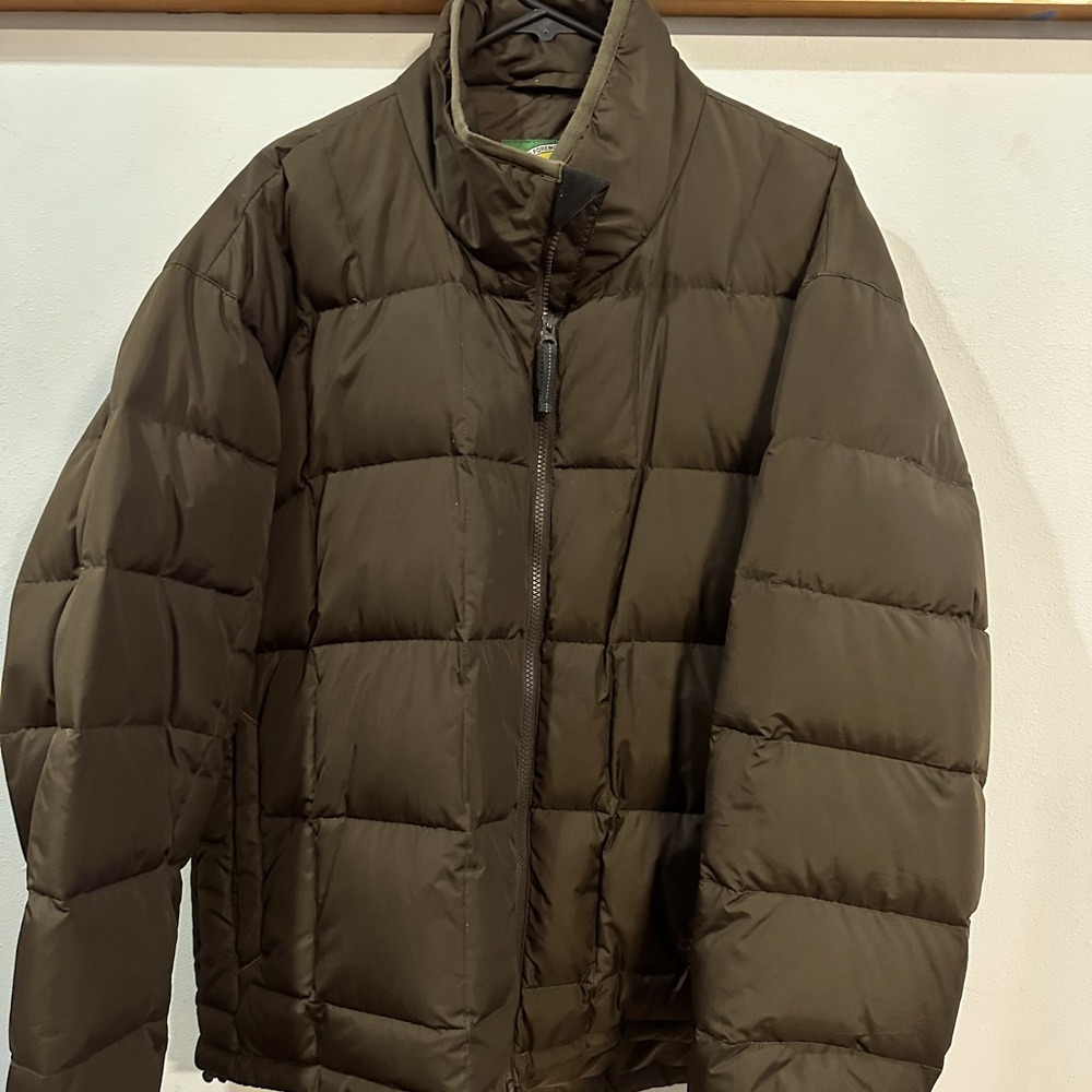 Cabela’s outdoor winter coat size Large. Never worn